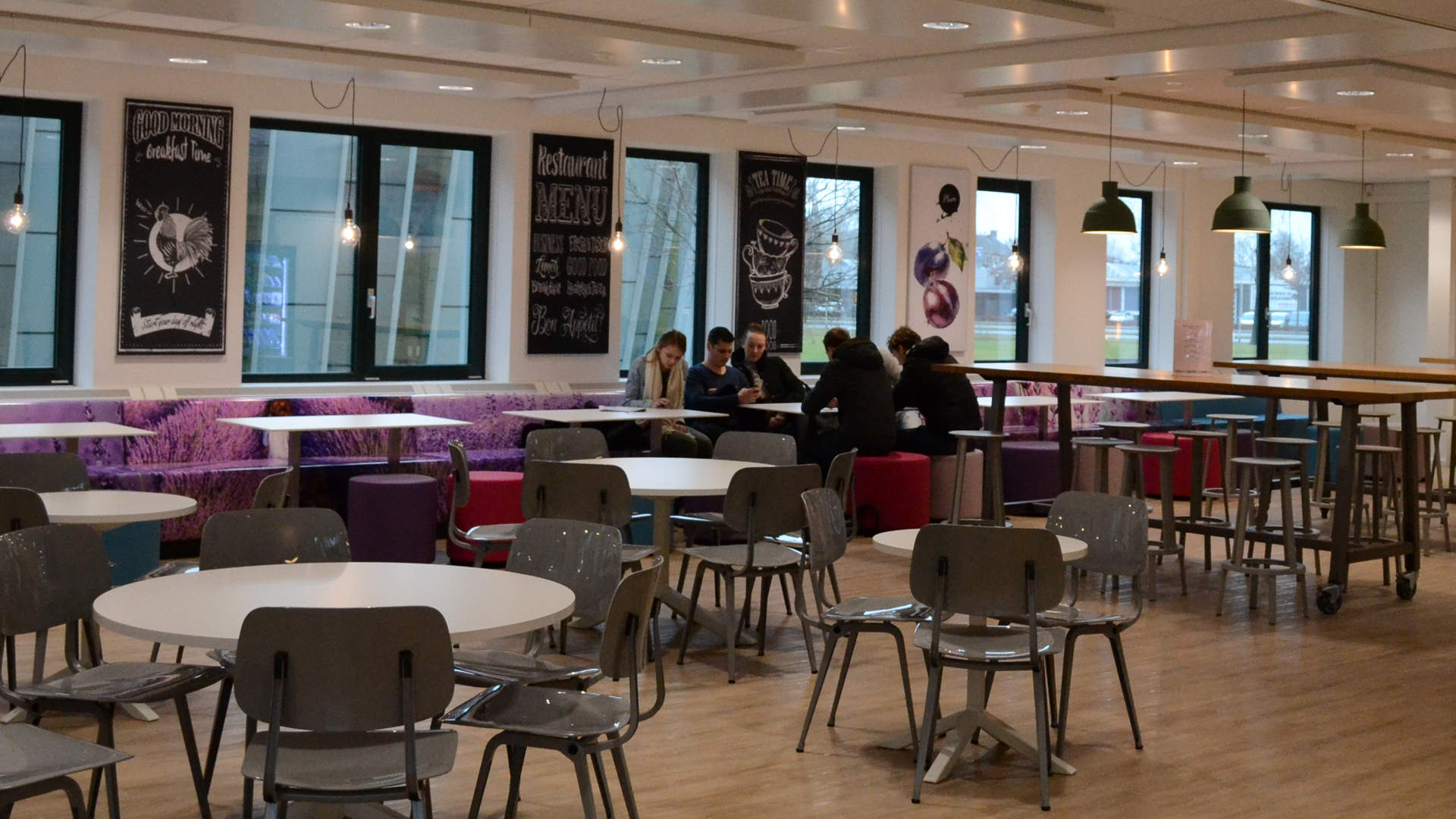 quadrium_kantine-1920